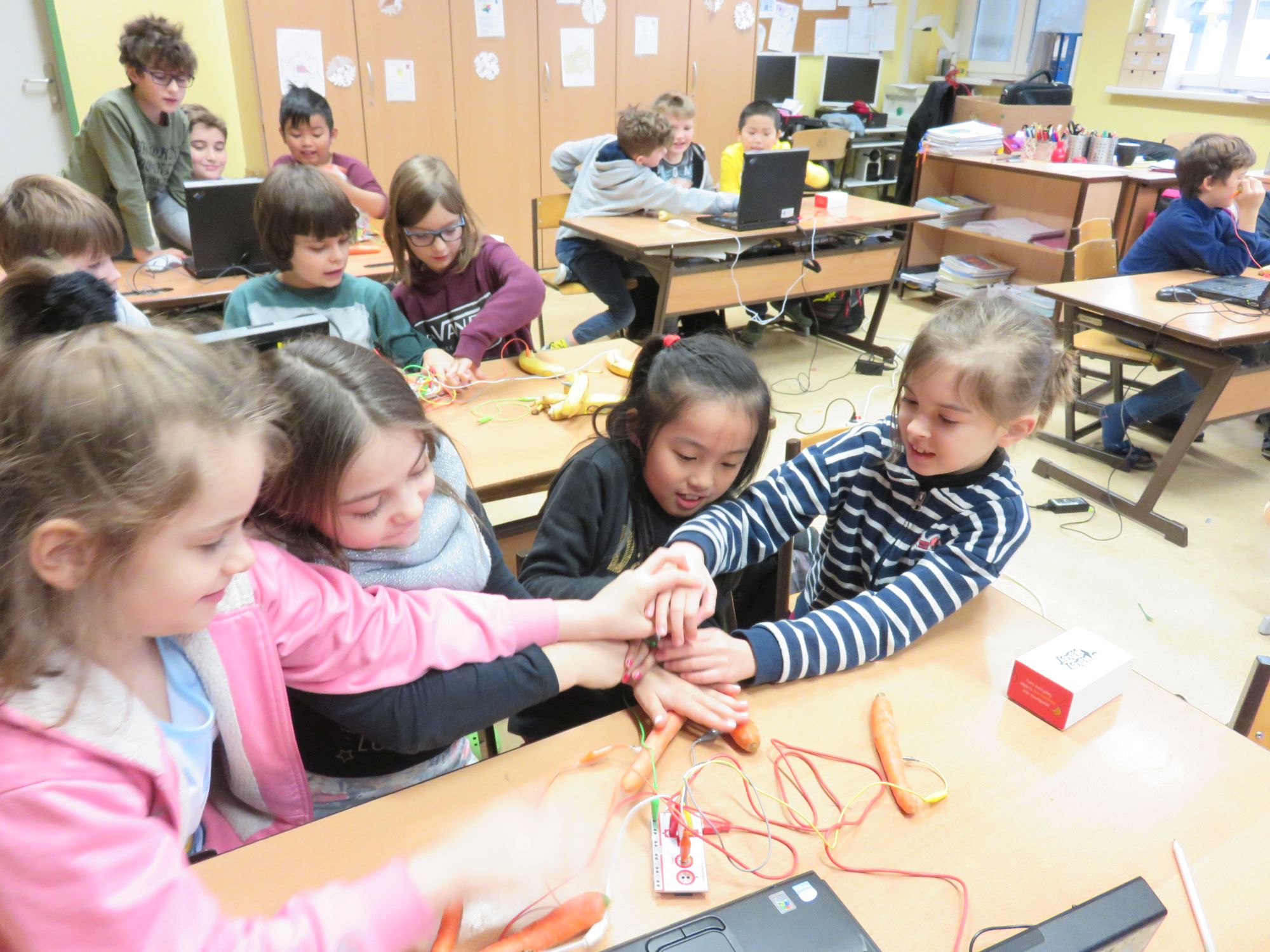 PlayScience Workshop Makey Makey
